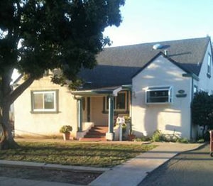 Alpha Omega sober living 
            for men picture of front of house in Cherryland, Hayward, California, East Bay, 
            Alameda County